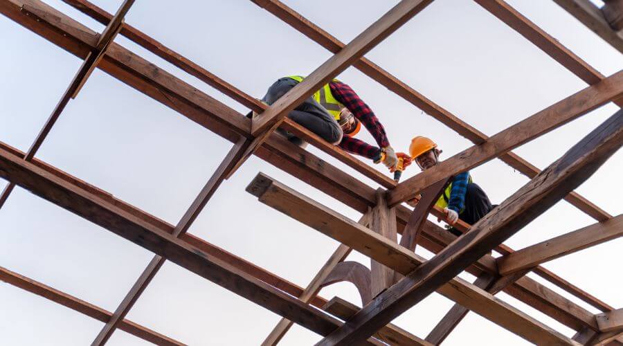 Professional gutter cleaning services in Shawnee, WY